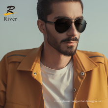 Hot Sale Custom Logo Stock Fashion Brand Designer Polarized Men Sunglasses